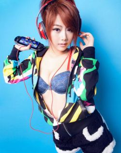 亚洲日韩制服中文字幕在线
